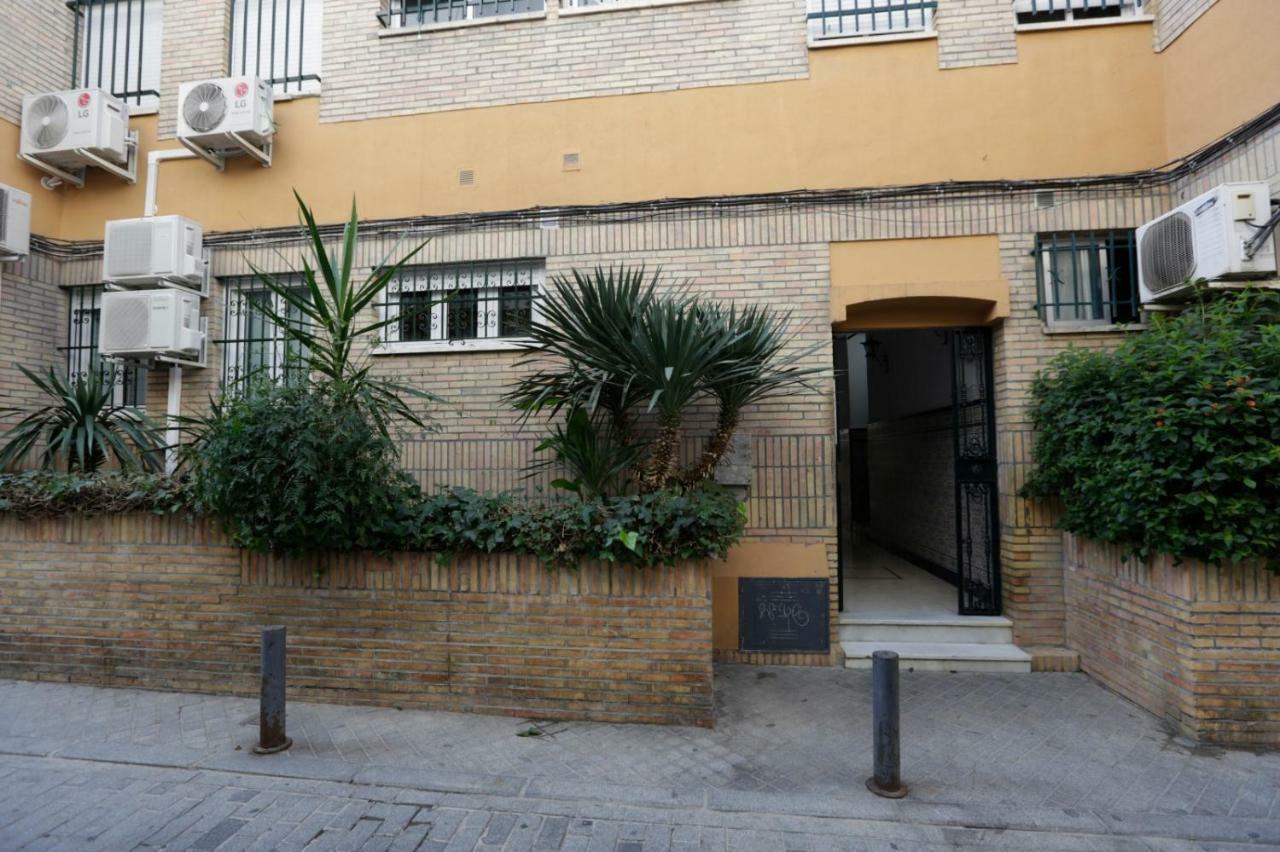 Brand New Charming Next To The River Appartement Séville